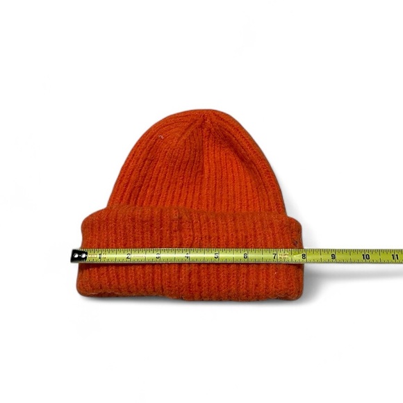 Shoeby Chunky Beanie Knit Hat - Picture 3 of 4
